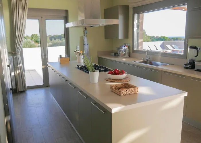 Afrala Summerhouse Chavriáta