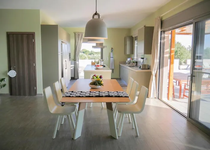 Afrala Summerhouse * Chavriáta